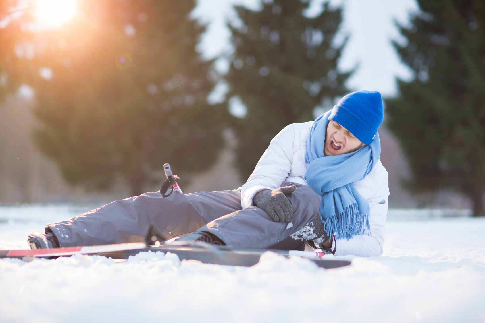 Les entorses du genou représentent 31 % des accidents en ski alpin. © pressmaster, Fotolia